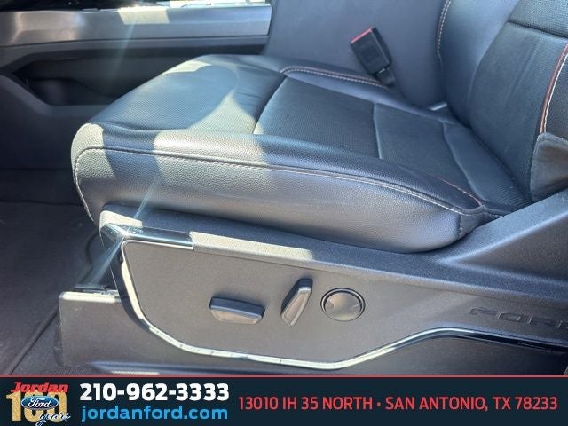 2024 Ford F-350SD Lariat