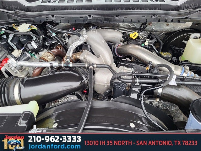 2023 Ford F-350SD Lariat