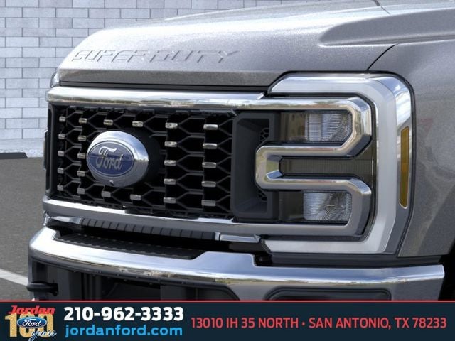 2026 Ford F-350SD Lariat DRW