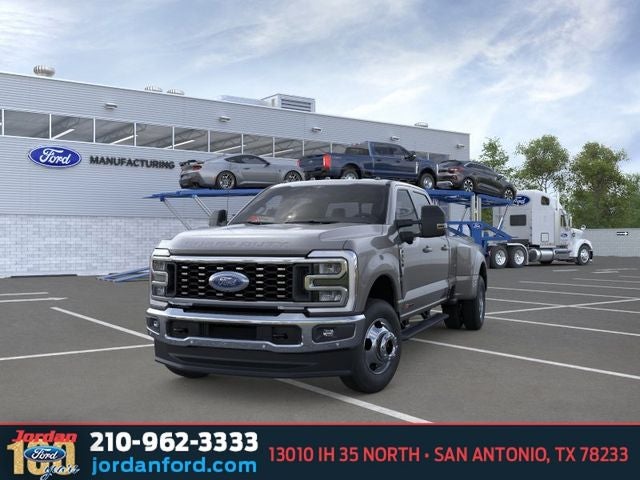 2026 Ford F-350SD Lariat DRW
