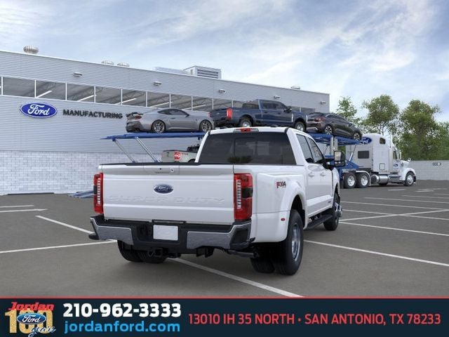 2026 Ford F-350SD Lariat DRW
