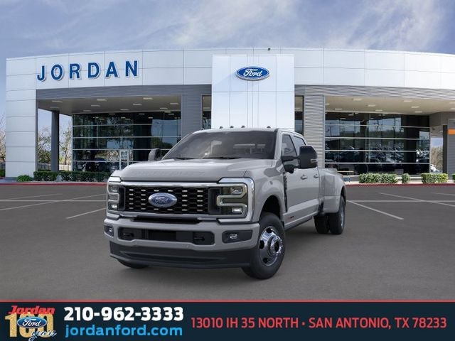 2026 Ford F-350SD Platinum DRW