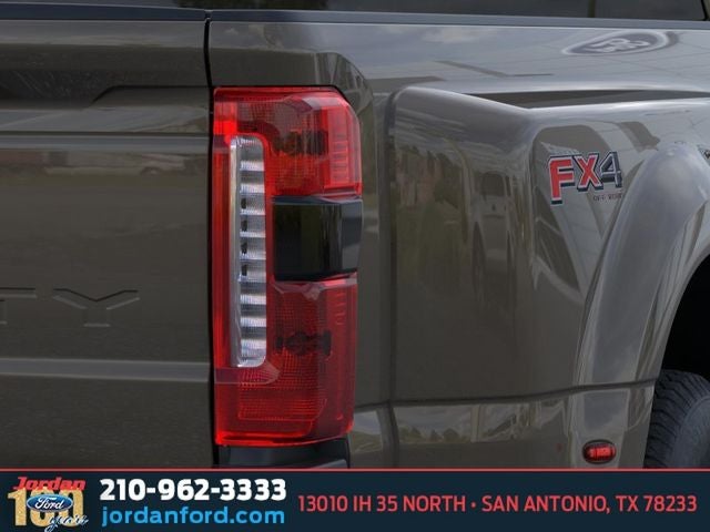 2026 Ford F-350SD Lariat DRW