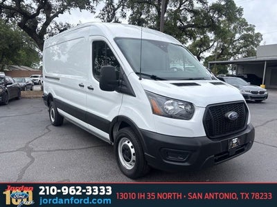 2024 Ford Transit-250 Base MEDIUM ROOF