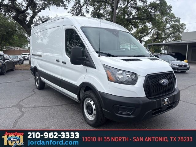 2024 Ford Transit-250 Base MEDIUM ROOF