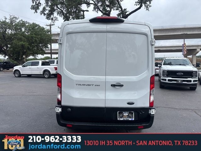2024 Ford Transit-250 Base MEDIUM ROOF