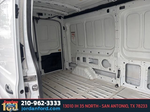 2024 Ford Transit-250 Base MEDIUM ROOF