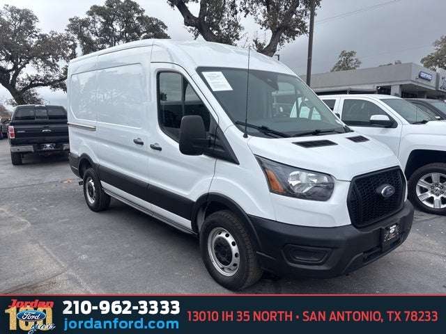 2023 Ford Transit-250 Base Medium Roof