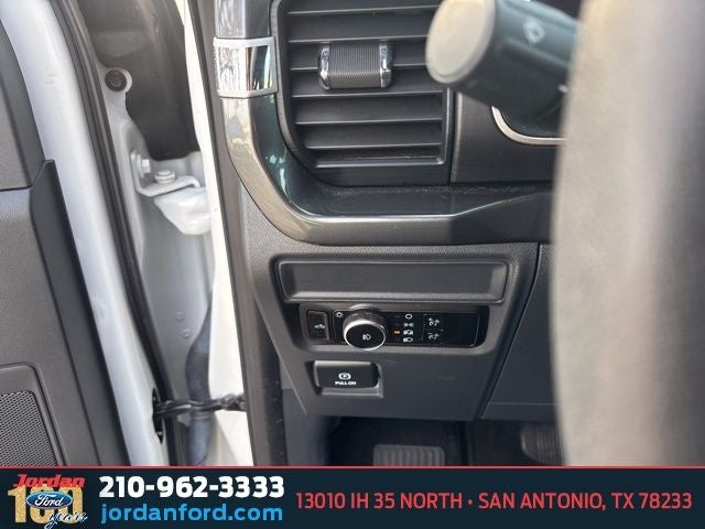 2023 Ford F-150 XL STX