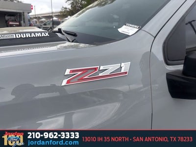 2025 Chevrolet Silverado 2500HD Custom