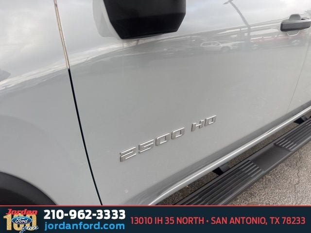 2025 Chevrolet Silverado 2500HD Custom