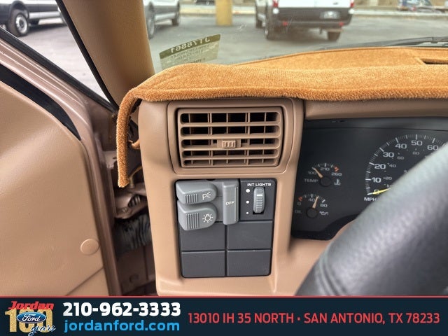 1996 Chevrolet S-10 Base