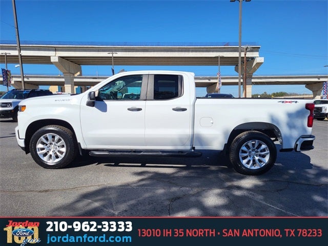 2022 Chevrolet Silverado 1500 LTD Custom