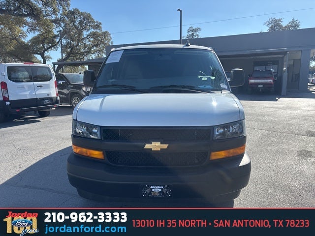 2024 Chevrolet Express 2500 Work Van Cargo
