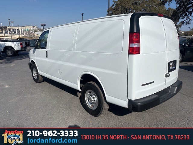 2024 Chevrolet Express 2500 Work Van Cargo