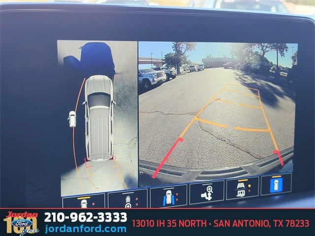 2022 GMC Yukon XL AT4