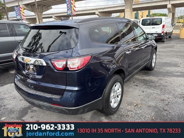 2017 Chevrolet Traverse LS