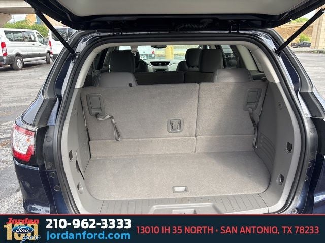 2017 Chevrolet Traverse LS