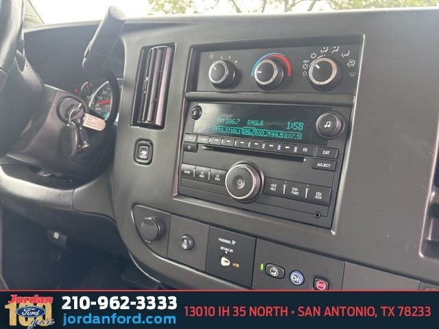 2020 Chevrolet Express 3500 Work Van Cutaway