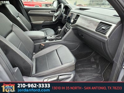 2022 Volkswagen Atlas Cross Sport 3.6L V6 SE w/Technology