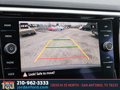 2022 Volkswagen Atlas Cross Sport 3.6L V6 SE w/Technology