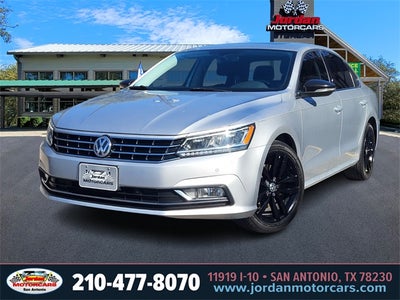 2018 Volkswagen Passat 2.0T SE w/Technology w/Technology