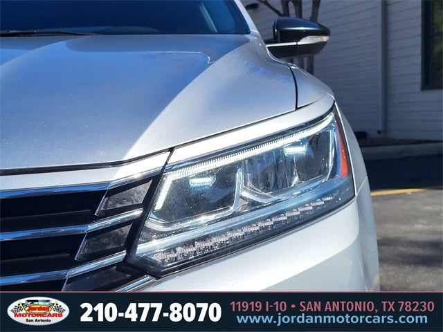 2018 Volkswagen Passat 2.0T SE w/Technology w/Technology