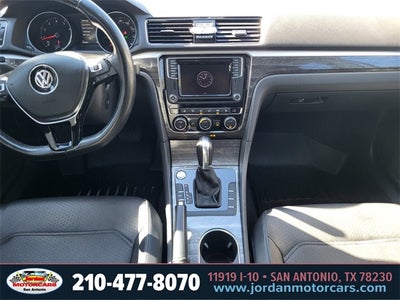2018 Volkswagen Passat 2.0T SE w/Technology w/Technology