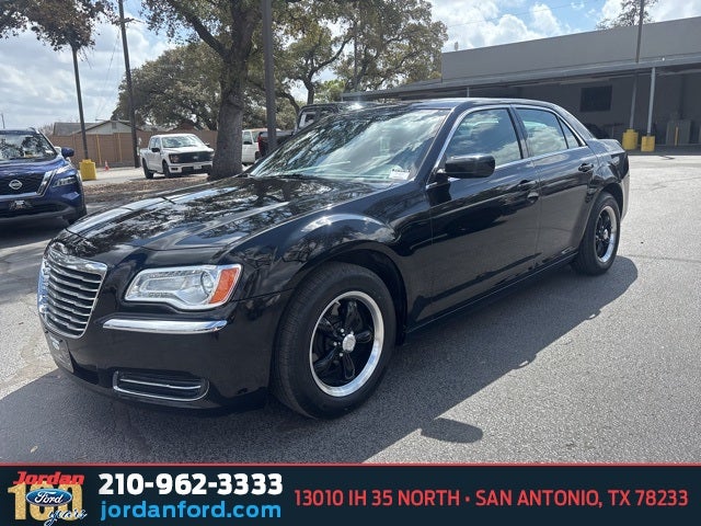 2012 Chrysler 300 Base