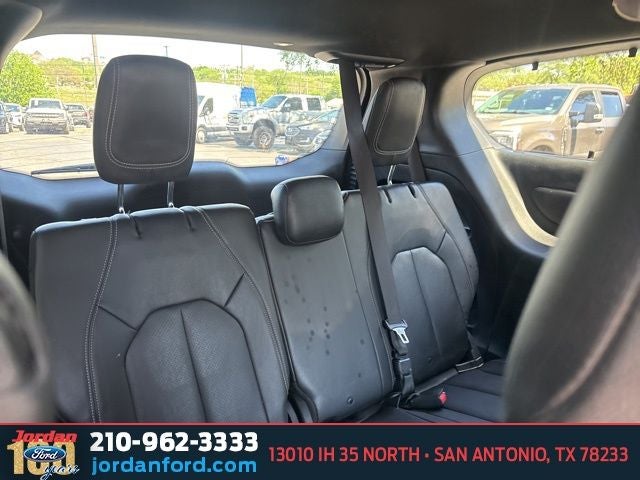 2020 Chrysler Pacifica Touring L