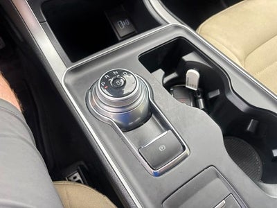 2022 Ford Edge SE