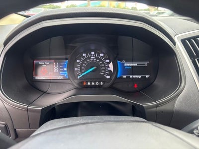 2022 Ford Edge SE