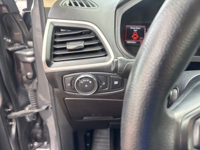 2022 Ford Edge SE