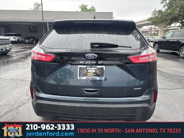2023 Ford Edge SE