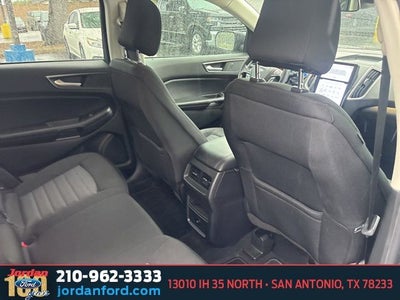 2023 Ford Edge SE