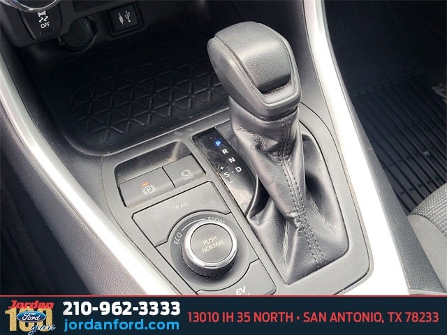 2019 Toyota RAV4 Hybrid LE