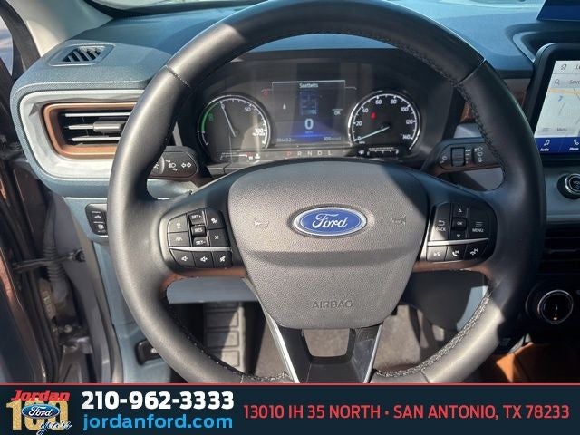 2023 Ford Maverick Lariat