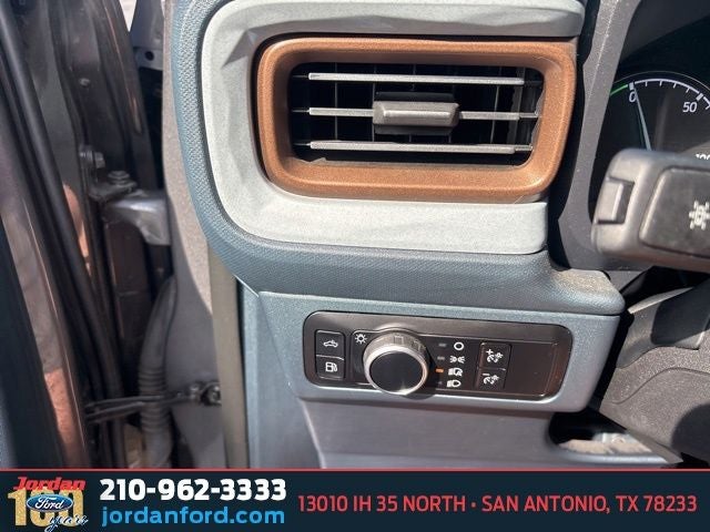 2023 Ford Maverick Lariat