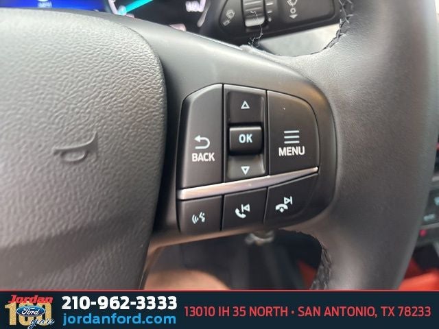 2023 Ford Maverick XLT