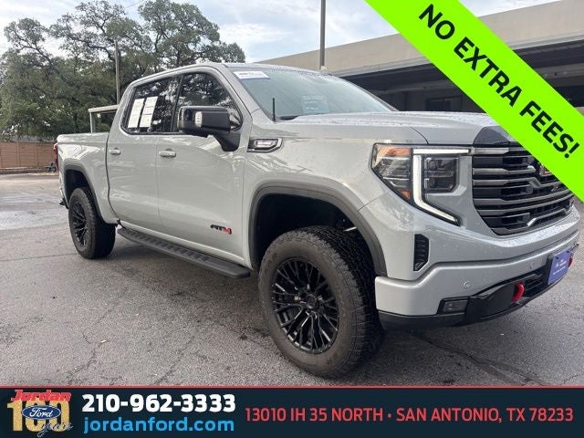 2025 GMC Sierra 1500 AT4