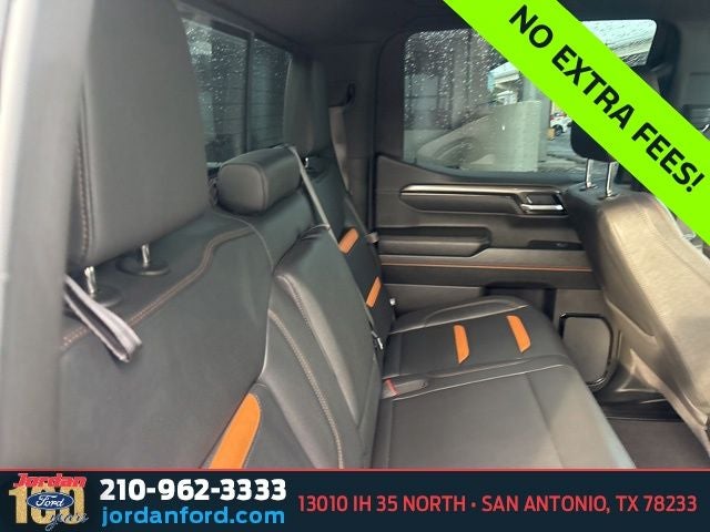 2025 GMC Sierra 1500 AT4