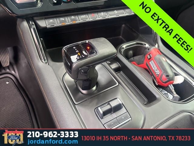 2025 GMC Sierra 1500 AT4
