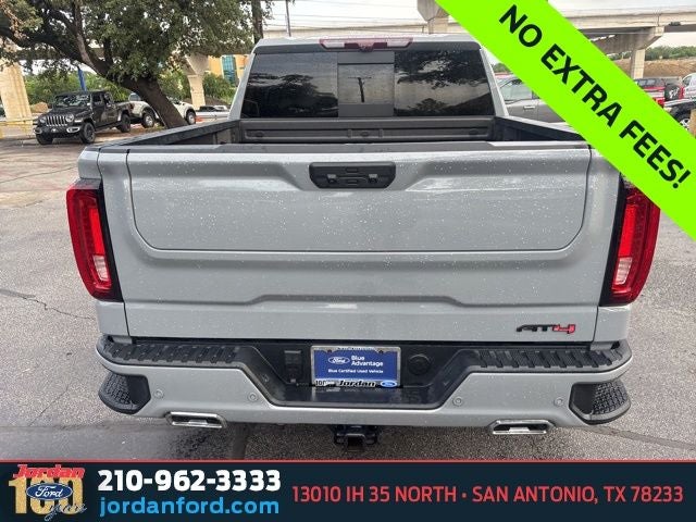 2025 GMC Sierra 1500 AT4