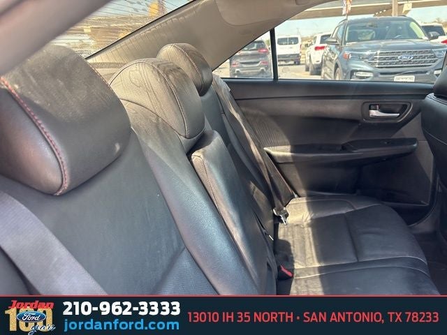 2016 Toyota Camry SE