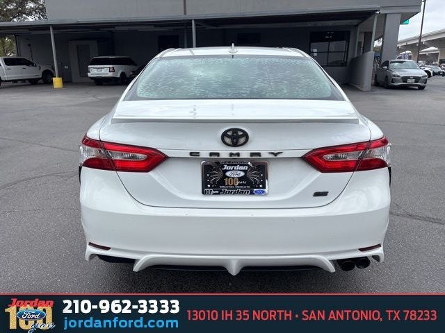 2020 Toyota Camry SE