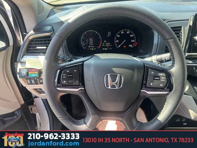 2025 Honda Odyssey EX-L MOBILITY W/ POWER RAMP