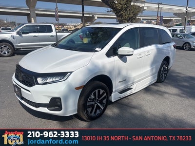 2025 Honda Odyssey EX-L MOBILITY W/ POWER RAMP