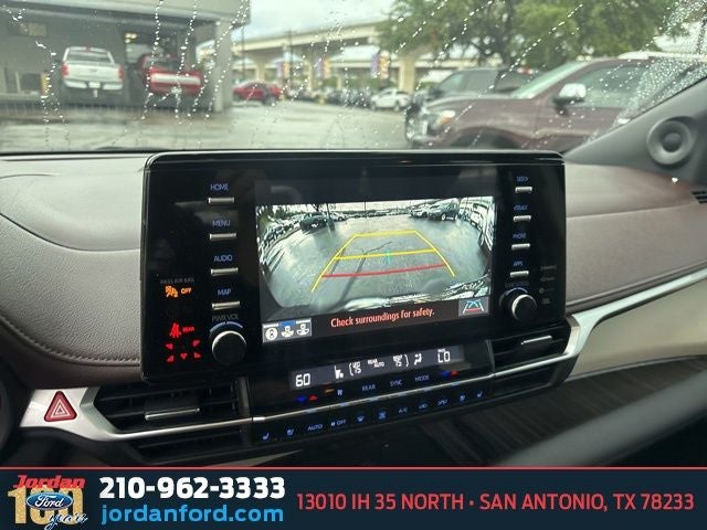 2024 Toyota Sienna Platinum 7 Passenger