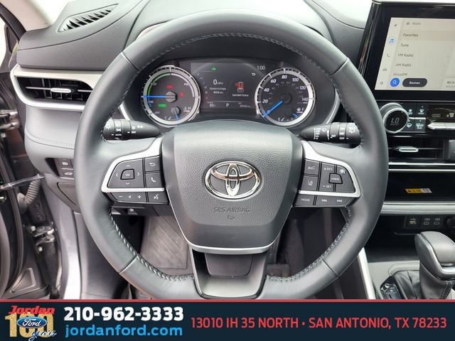 2023 Toyota Highlander Hybrid XLE