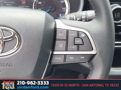 2023 Toyota Highlander Hybrid XLE